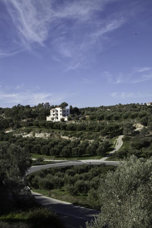 Villa Laga With Pool, 300M To Taverns, Childrens Area, Bbq! Kirianna Екстер'єр фото